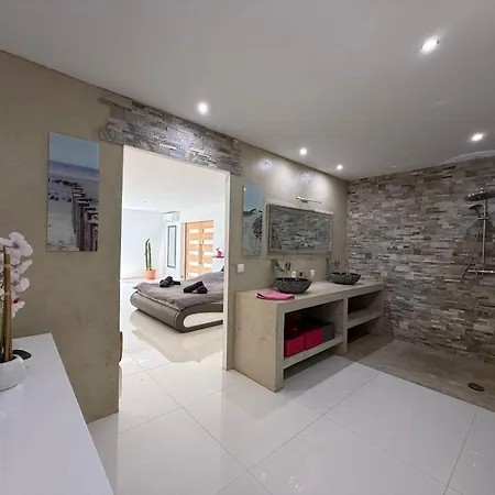 Pramousquier Loft De Charme 2 Piscines Interieure Et Exterieure Вілла Ле-Лаванду
